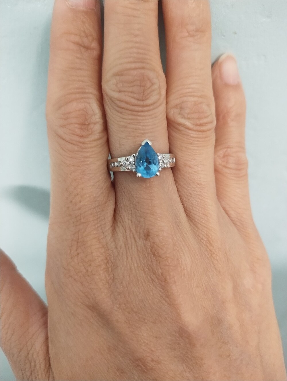 Super-Grade Aquamarine ring